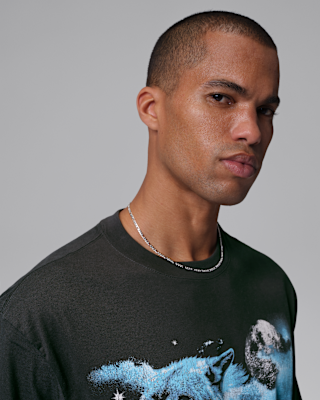 Jordan Men's Graphic T-Shirt. Nike SG